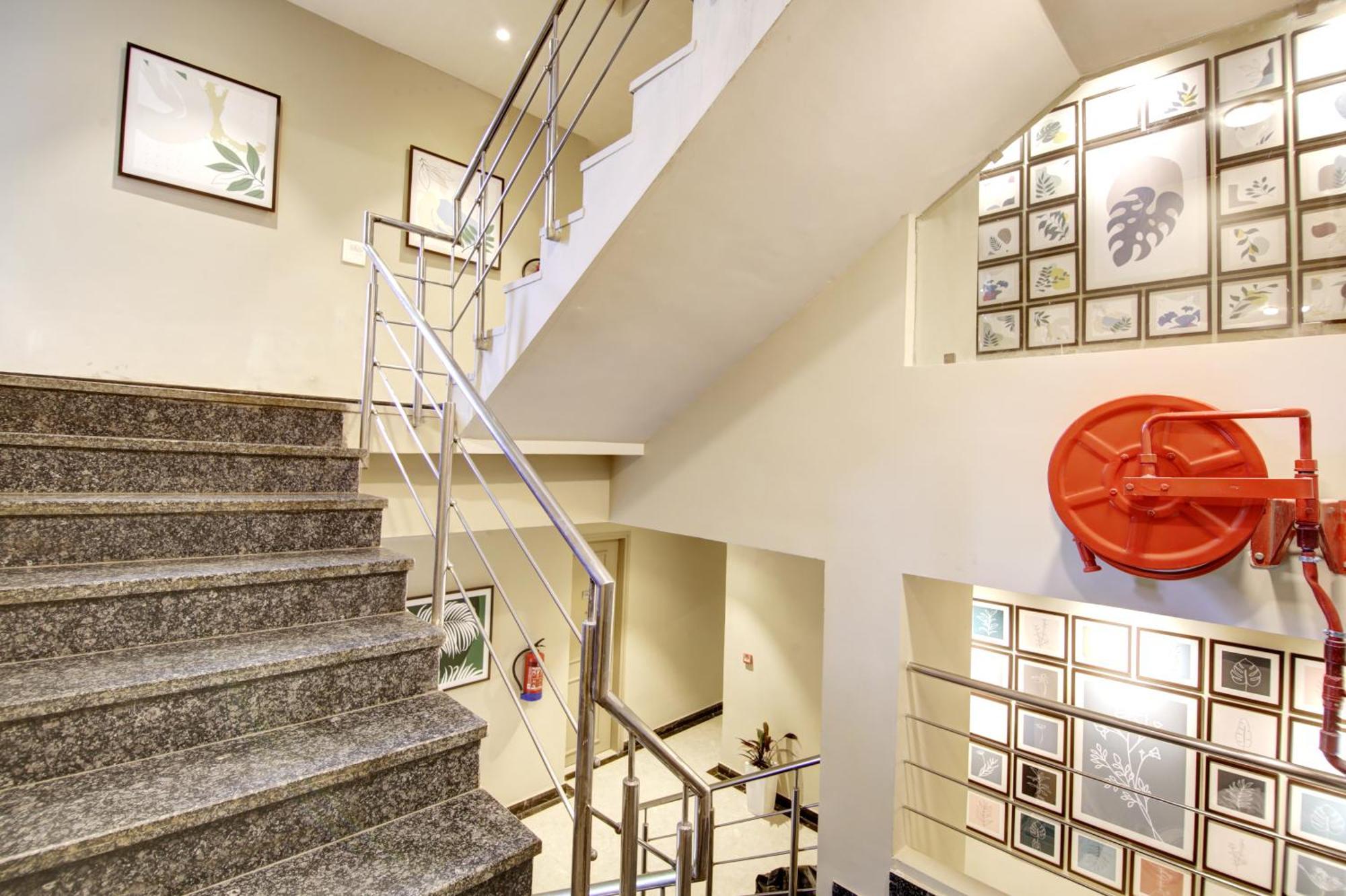 Saltstayz Select - Golf Course Road Gurgaon Eksteriør bilde