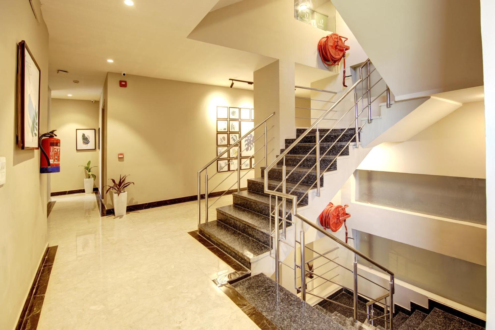 Saltstayz Select - Golf Course Road Gurgaon Eksteriør bilde